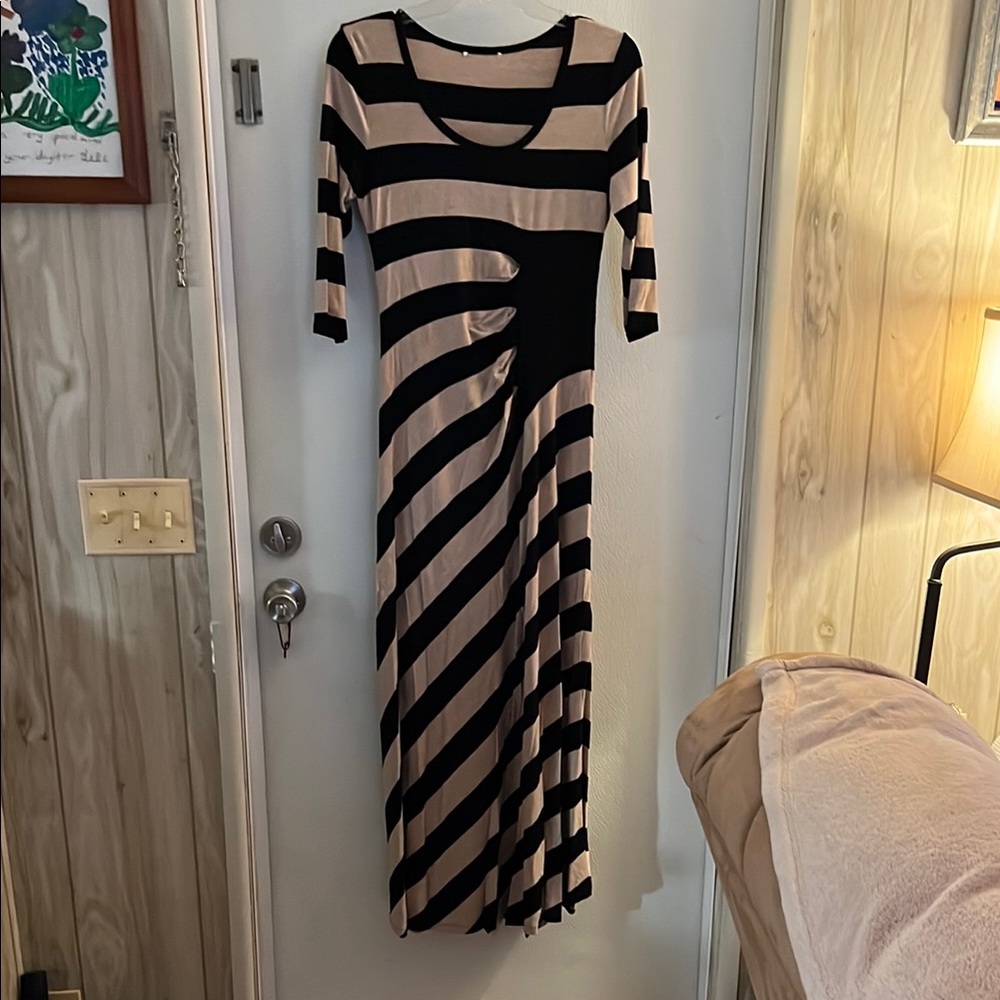 Calvin Klein Striped Black and Beige Maxi Dress Size 4